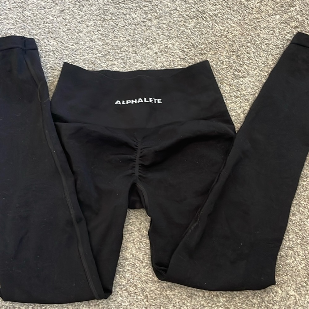 Alphalete black leggings